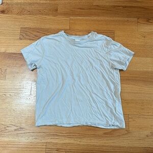 women’s h&m tshirt